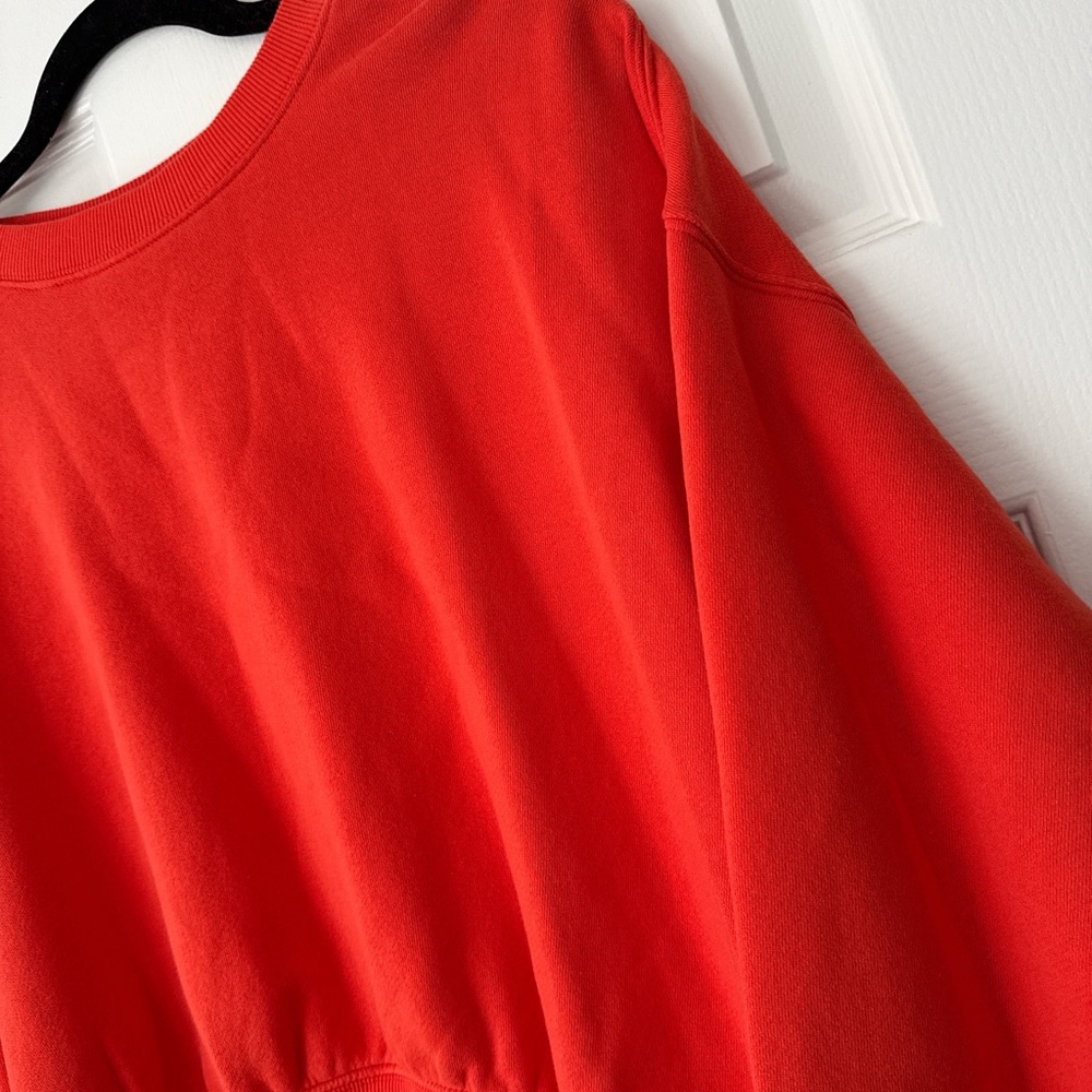 Red Cropped Oversized Sweatshirt - Picture 2 of 4